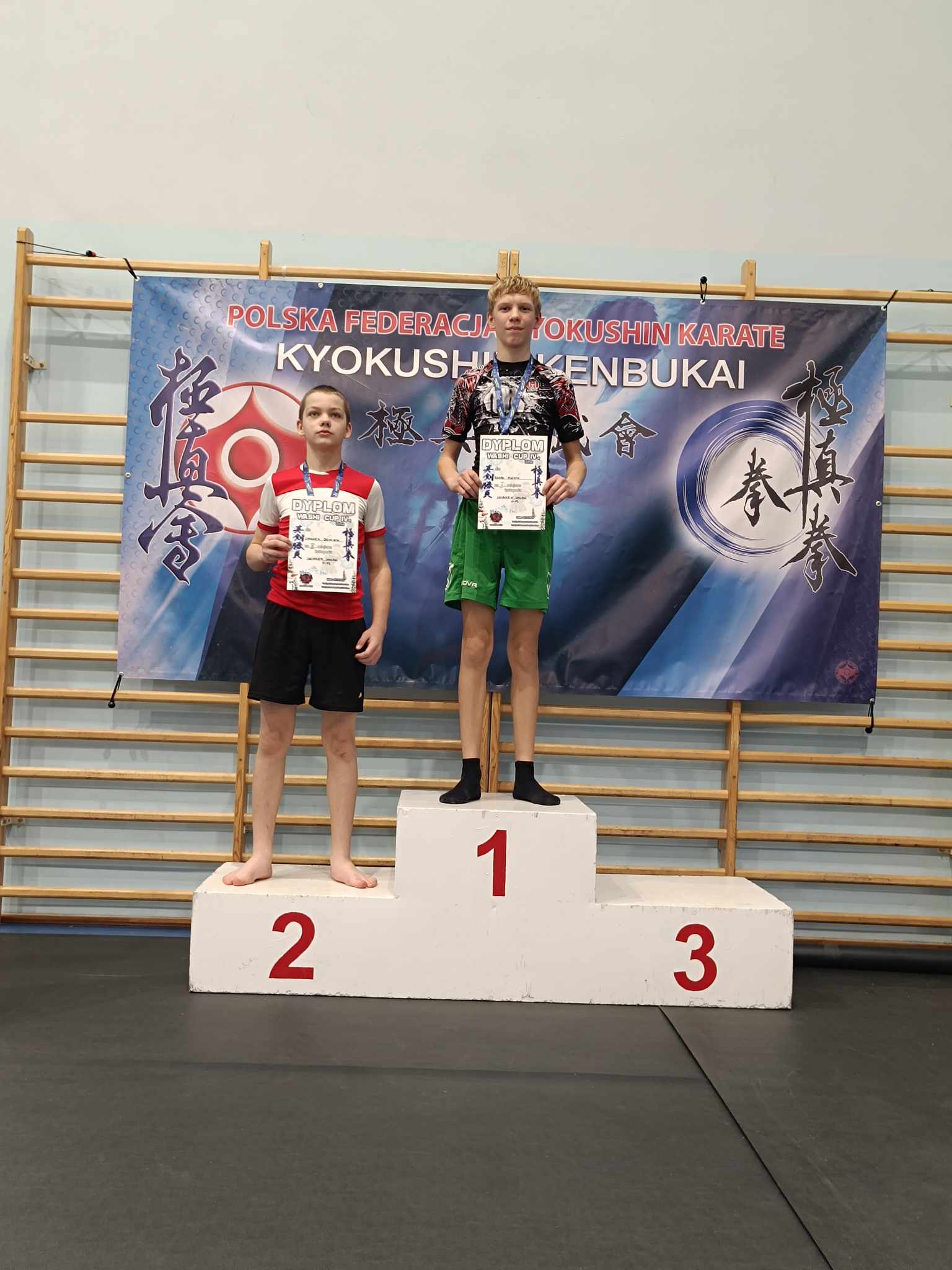 Miłosz na podium.