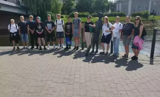 Zdjęcie grupowe uczniów 